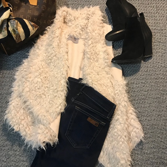 Jackets & Blazers - Faux Fur Vest